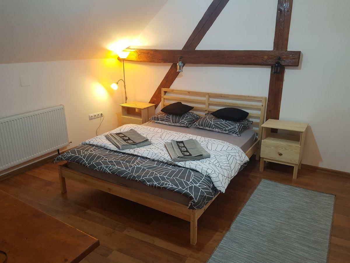 Apartament Eminescu 1 เมดิอาช ภายนอก รูปภาพ